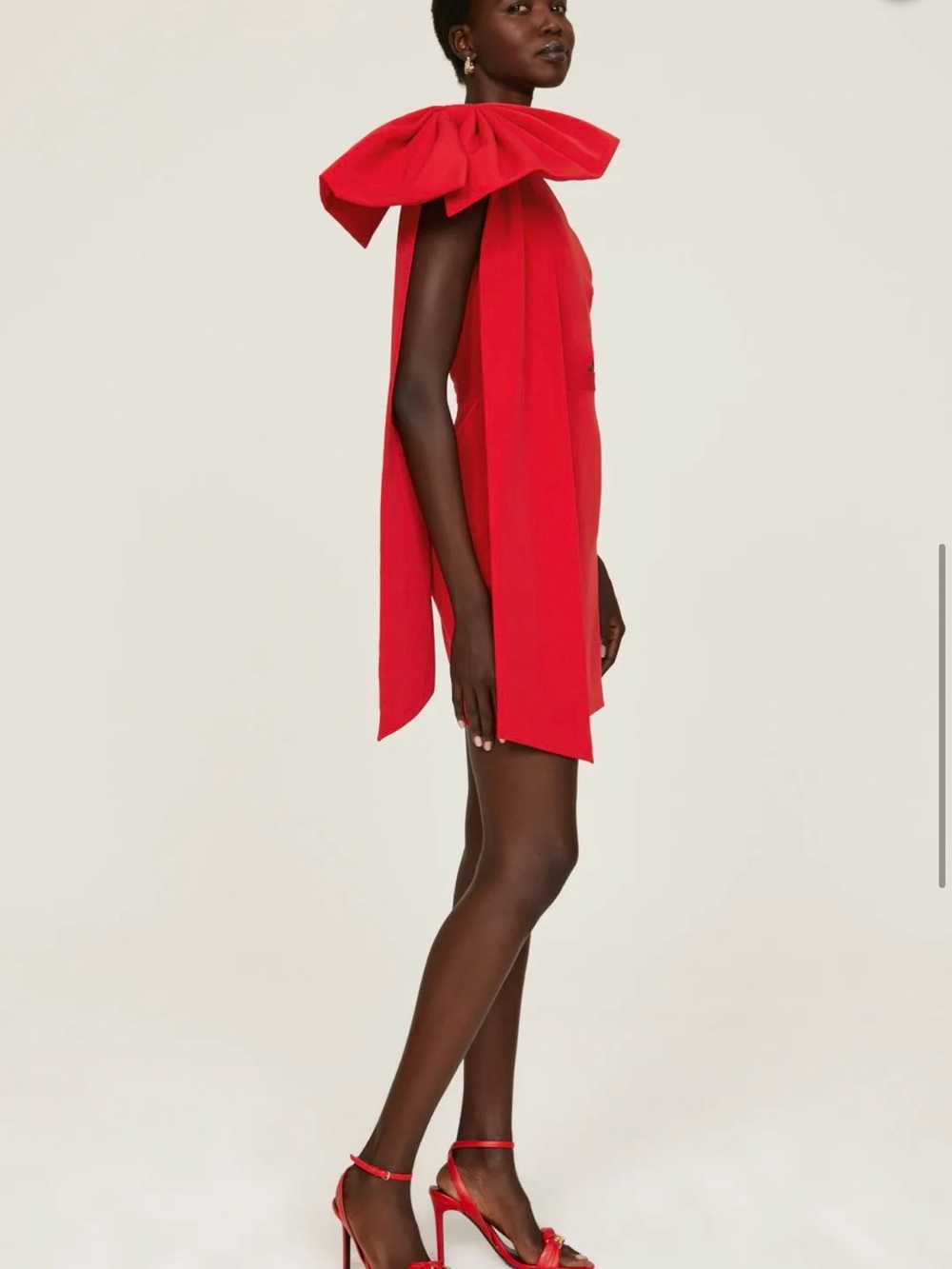 Elegant Red One-Shoulder Bow Mini Dress - Picture 3 of 7